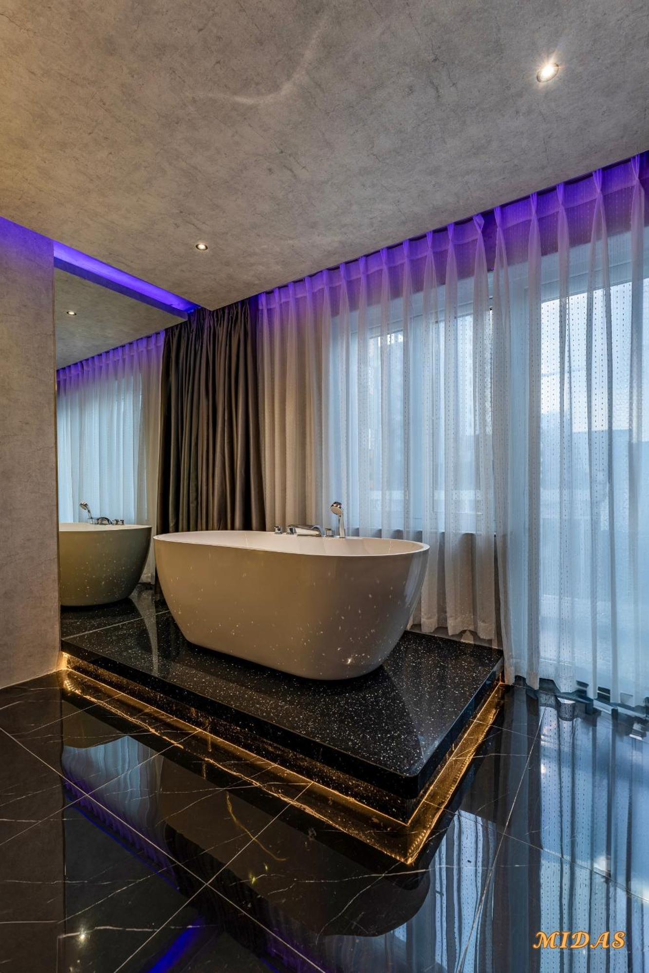 Midas Hotel 2 Ho Chi Minh City Exterior photo